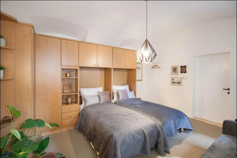 Suesses Apartment Naehe Volkstheater Βιέννη Εξωτερικό φωτογραφία